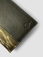 Load image into Gallery viewer, Pāli Leather &amp; Fabric Wallet  - Olive
